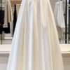 Chân Váy Trắng Dài Xếp Ly Elegant Flow
